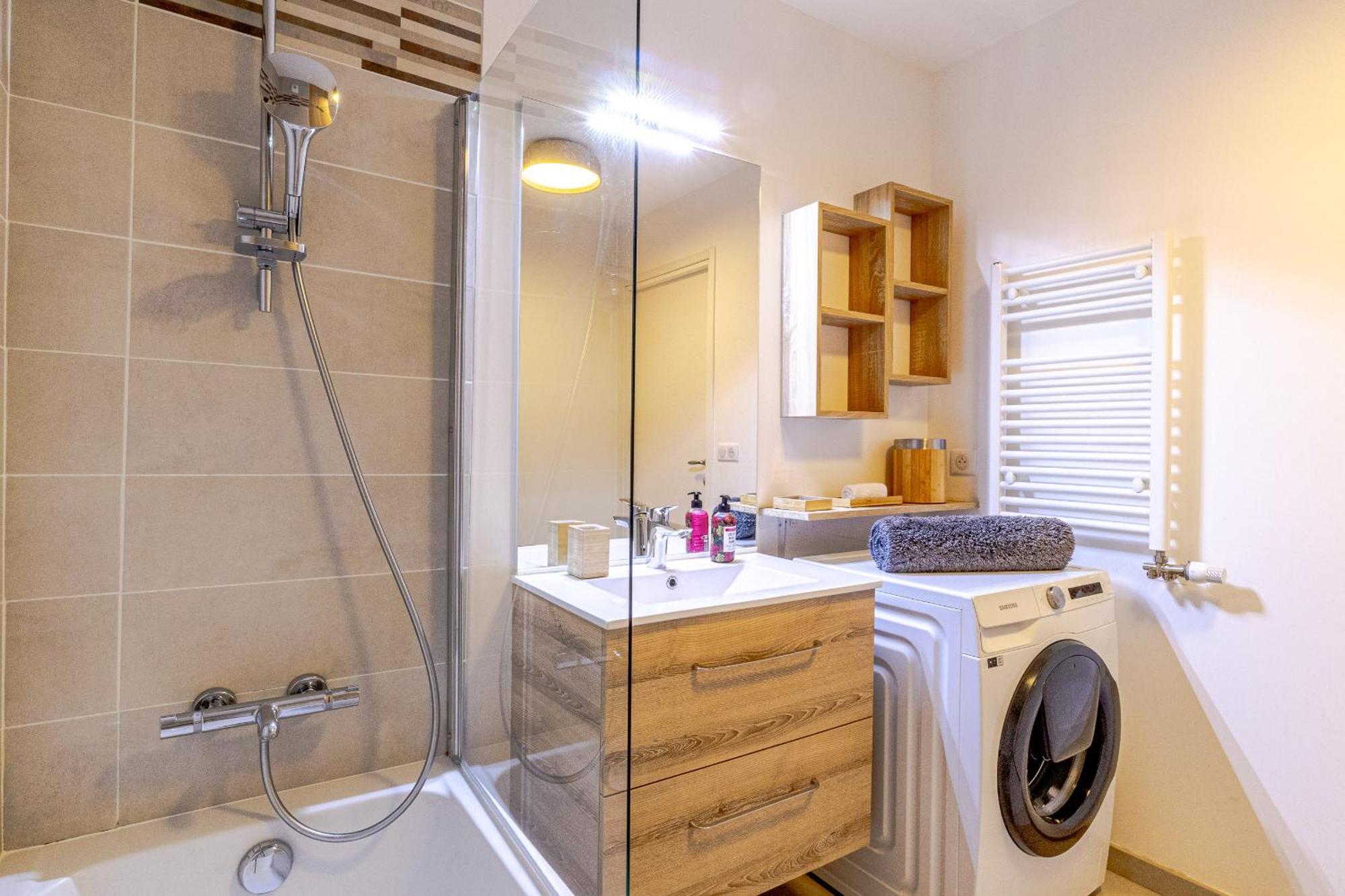 La Plume Vue Lac 3 Etoiles - Garage Prive, Secteur Recherche, Moderne & Tout Equipe, 6 Personnes Άννεσι Εξωτερικό φωτογραφία